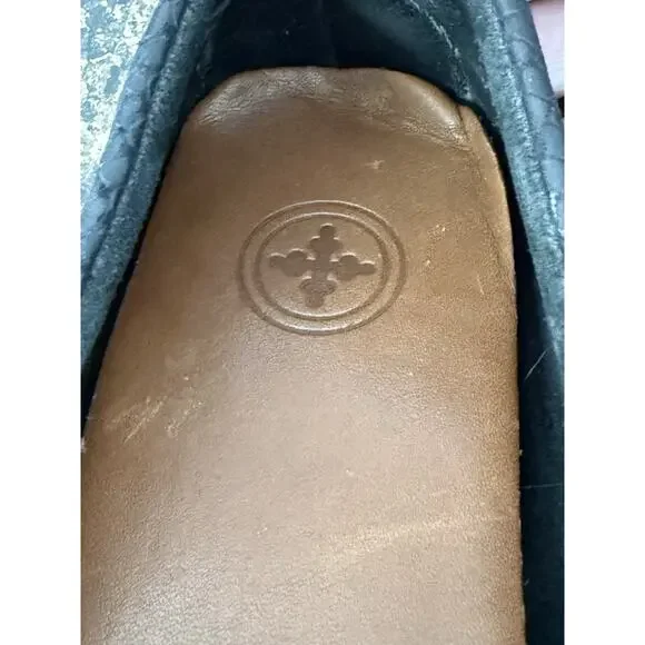 Charleston Shoe Co Tradd Penny Loafers Women's Sz 7 M Black Leather Slip-on Croc - Picture 11 of 12